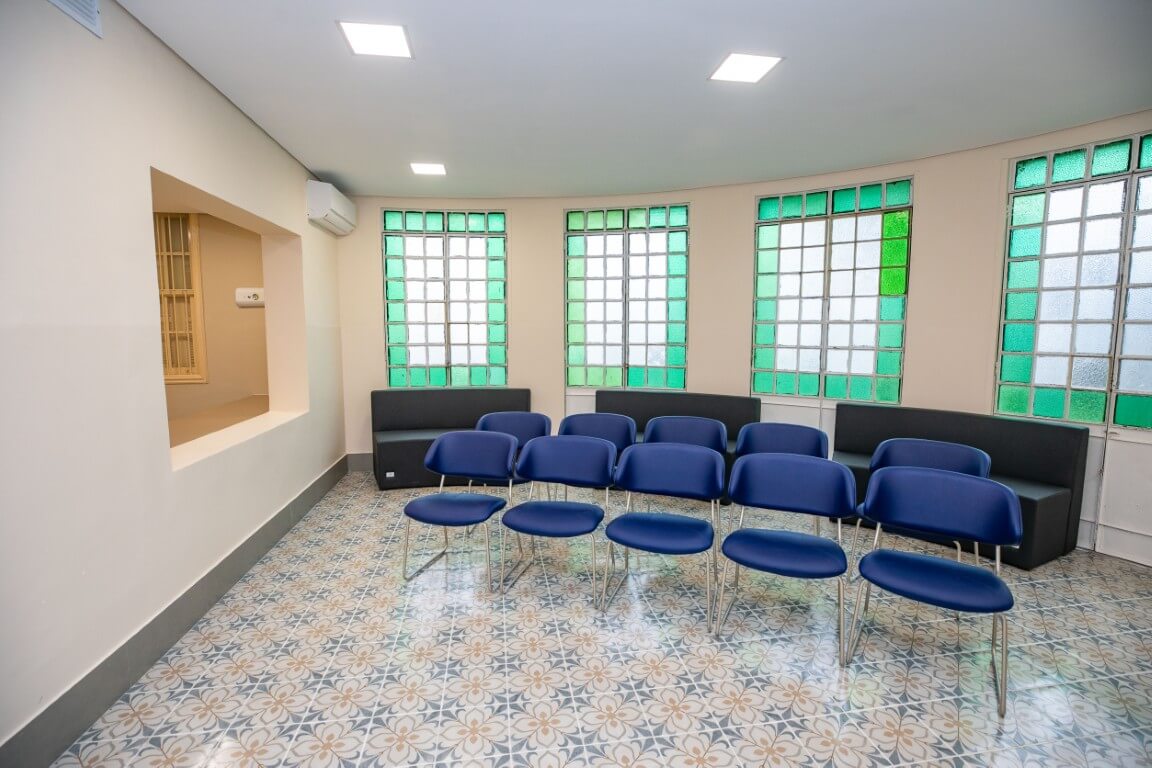 Pronto-Socorro com atendimento 24 horas.